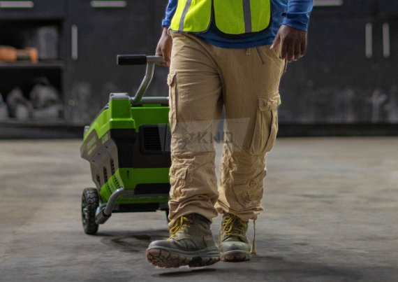 Зарядное устройство Greenworks G82CT6, 82В, 8А для шести аккумуляторов (2955107) - фото №11