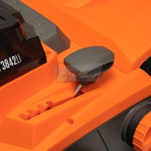 Скарификатор аккумуляторный DAEWOO DSC 3842Li SET с 2 АКБ 4 Ач и ЗУ - фото №9