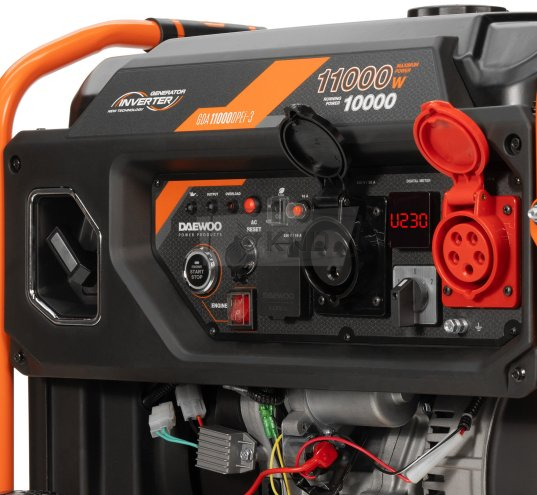 Инверторный генератор DAEWOO GDA 11000DPEi-3 - фото №9